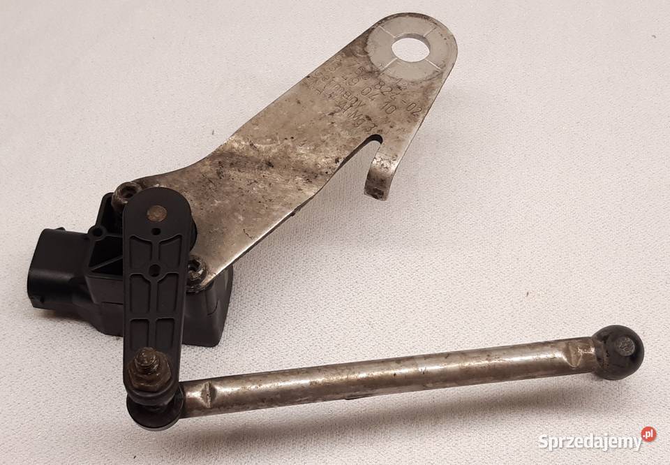 CZUJNIK POZIOMOWANIA XENONÓW BMW E60 E61 E87 E90