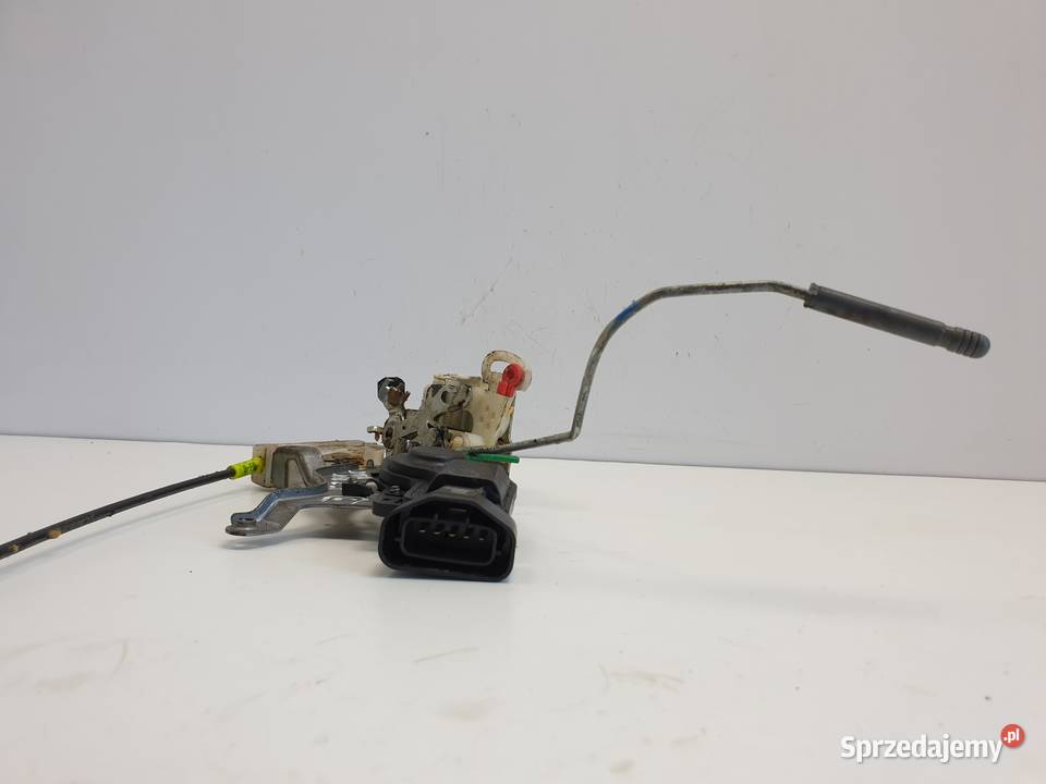 Aygo PRAWY ZAMEK DRZWI PRZÓD Pasażera lubelskie Janów