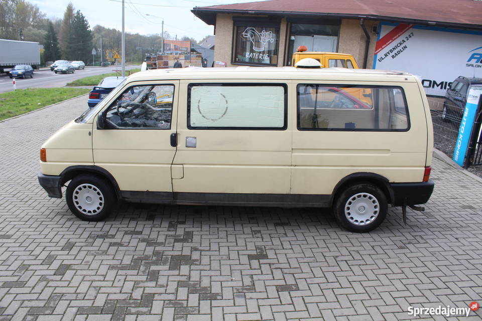 Volkswagen T4 24 DIESEL 77 199495r 4 500 Rok produkcji 1994 Radlin