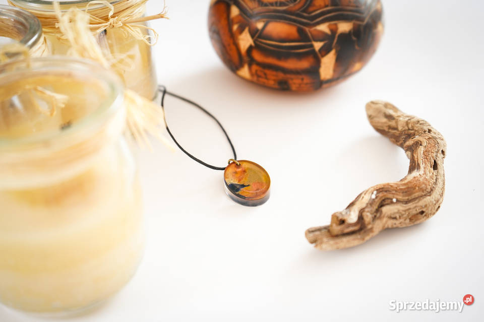 Owalny kolorowy artystyczny wisiorek sprzedam