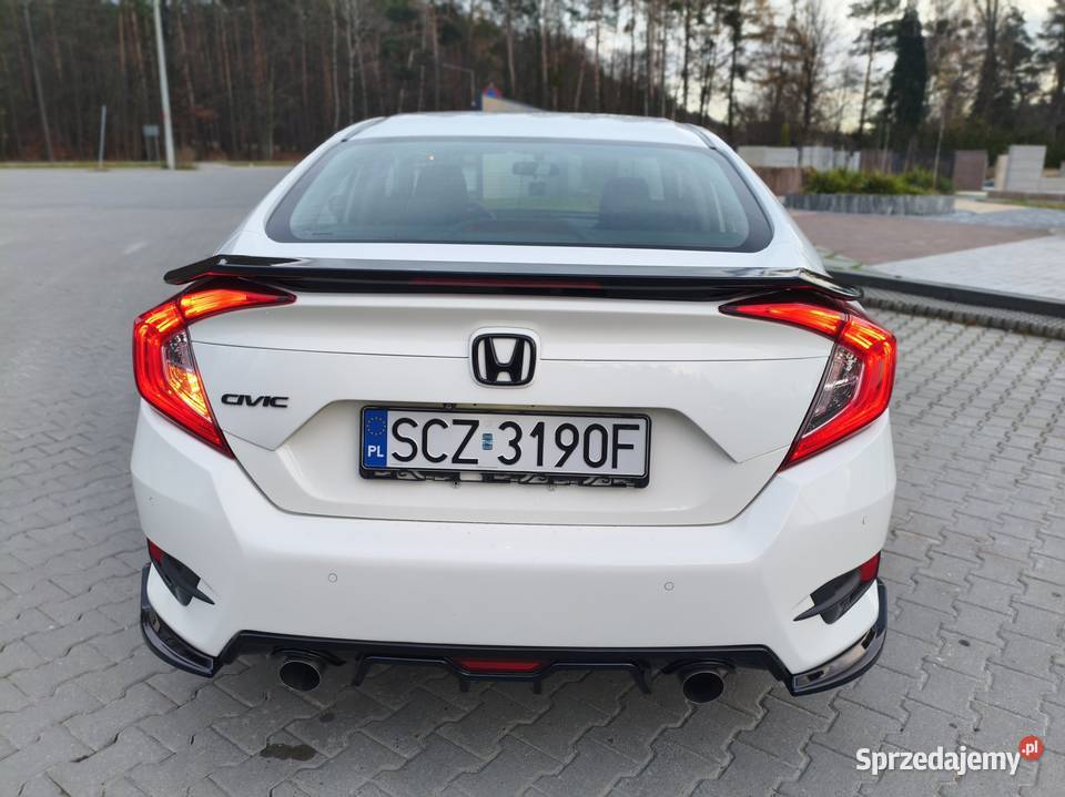 Honda Civic X 20i 158 automat Rok produkcji 2017 Konopiska