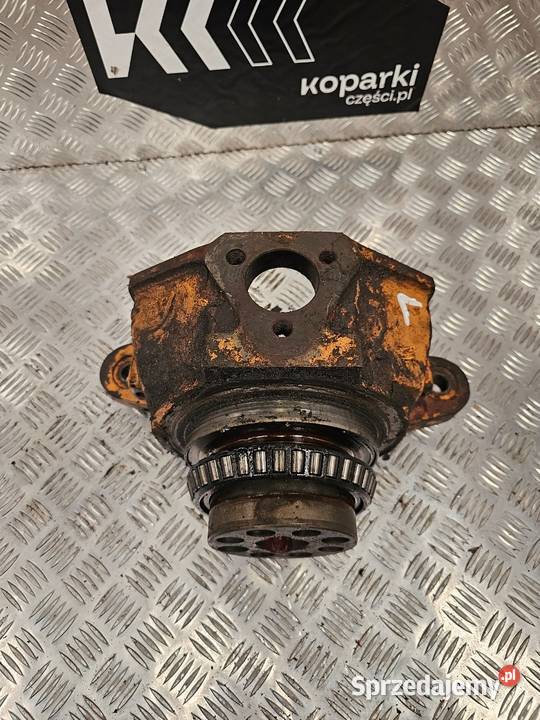 Zwrotnica lewa CASE 480F 480F LL 580G Gdynia