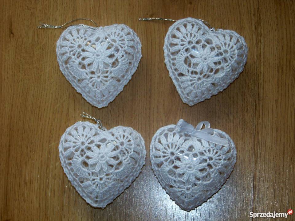 Serduszka na podkładzie akrylowym rękodzieło śląskie Pawłowice