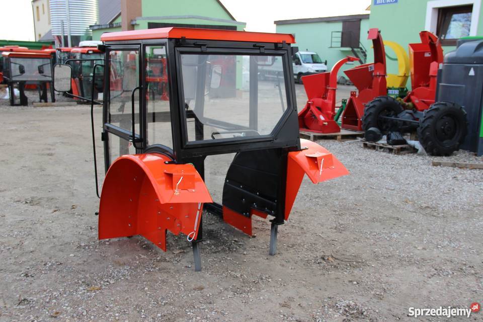 Kabina ciągnikowa sadownicza sadownik MF Szyszka Rogóźno sprzedam