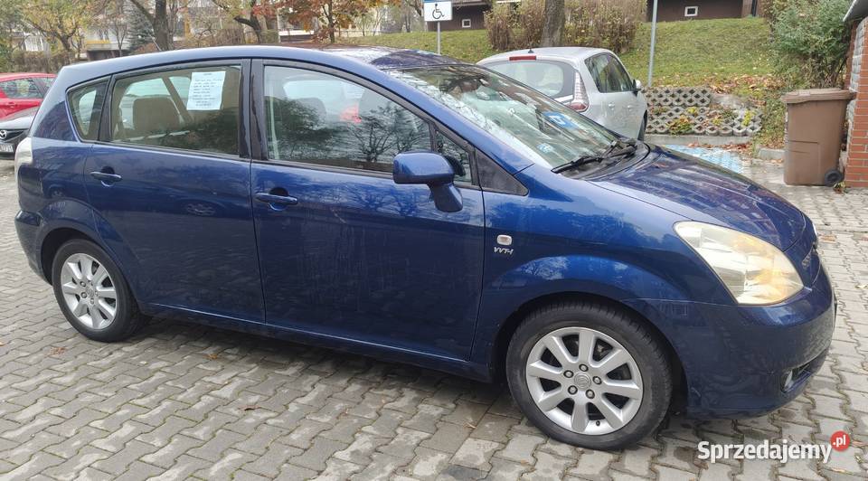 Toyota Corolla Verso 7 os doinwestowana Corolla Verso Świętochłowice