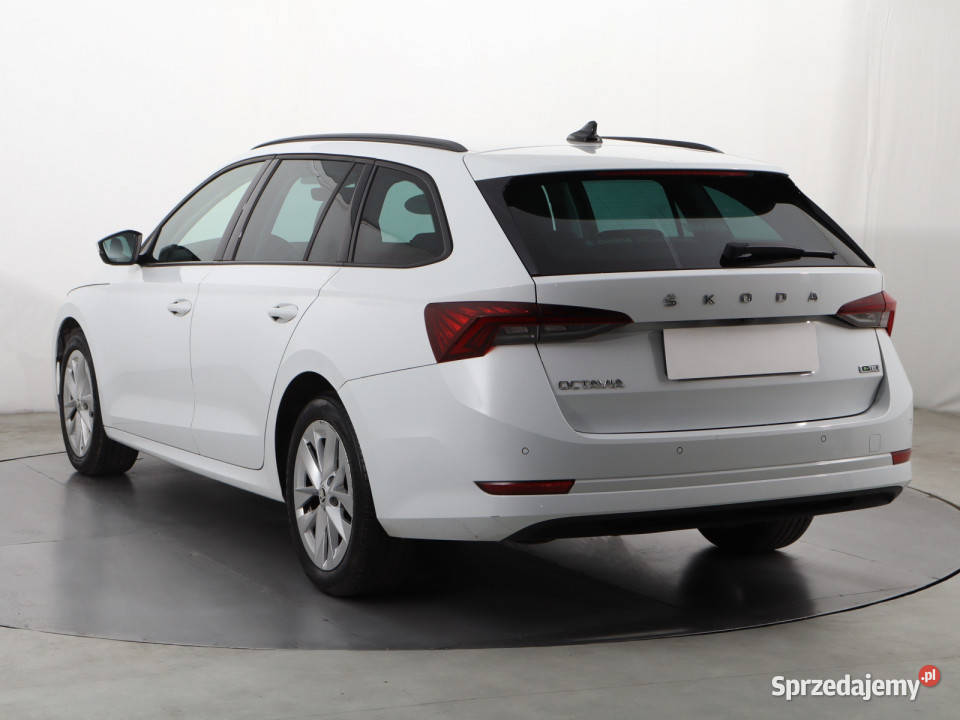 Skoda Octavia 15 TSI etec Rok produkcji 2021 Octavia Katowice