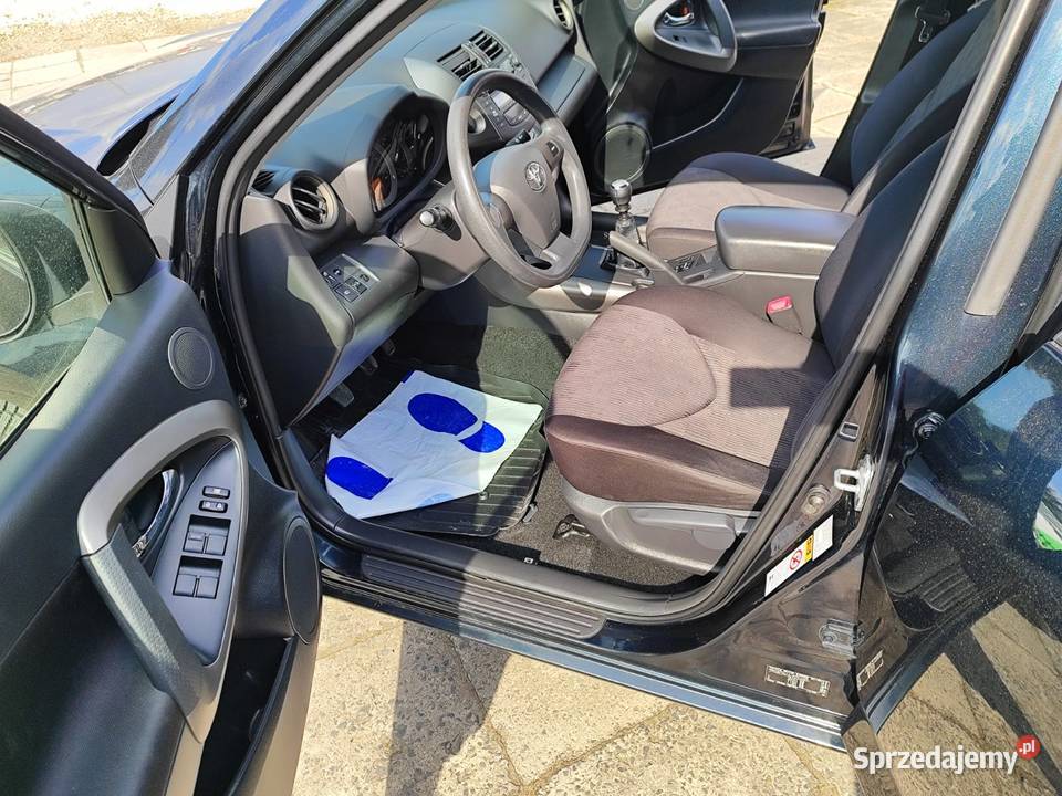 Toyota RAV4 20 benzyna lift isofix