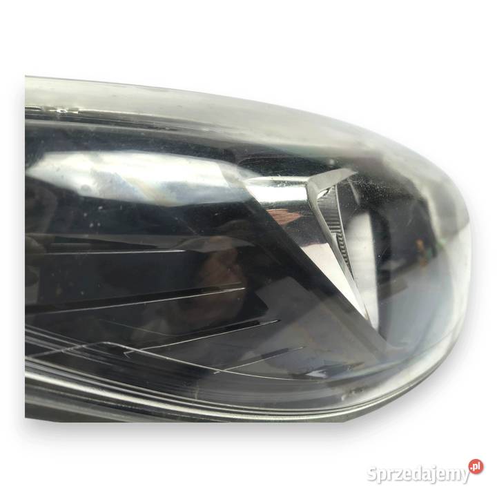 LAMPA PRAWA Ford Focus mk3 III 20102019 prawy osobowe Lampy przednie Chełm