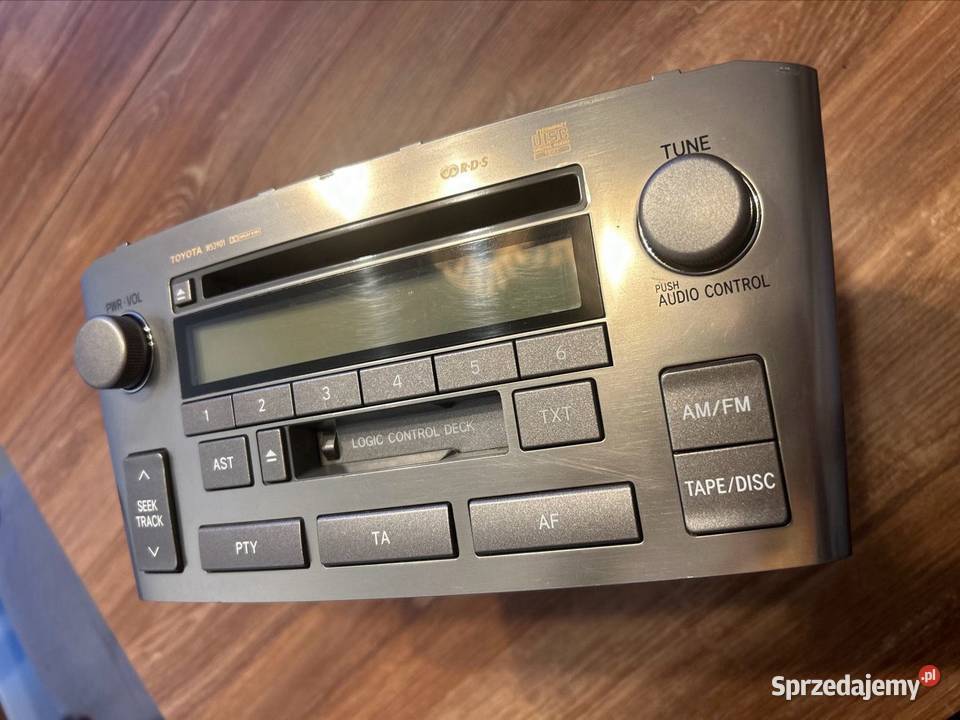 Radio Toyota Avensis T25 osobowe Wyposażenie wnętrza