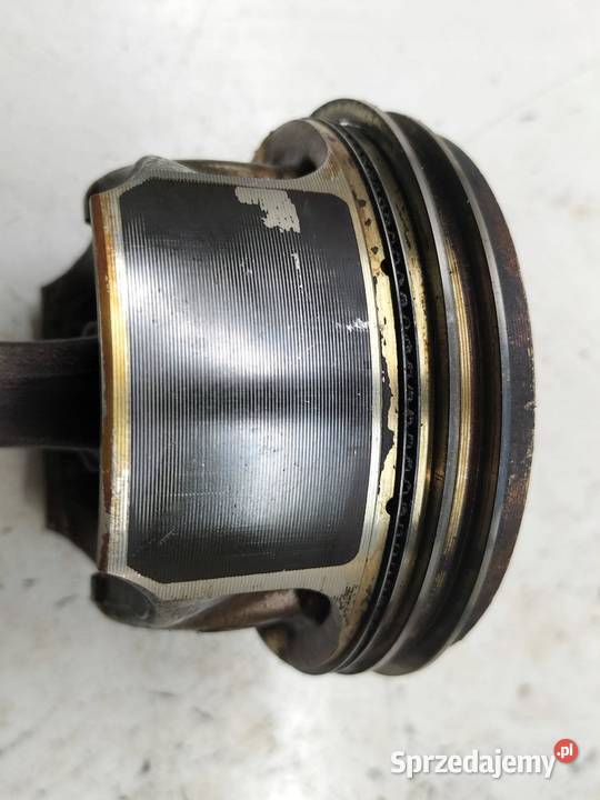 TŁOK KORBOWÓD 076182 14 TSI Audi A3 II 20032013 osobowe sprzedam