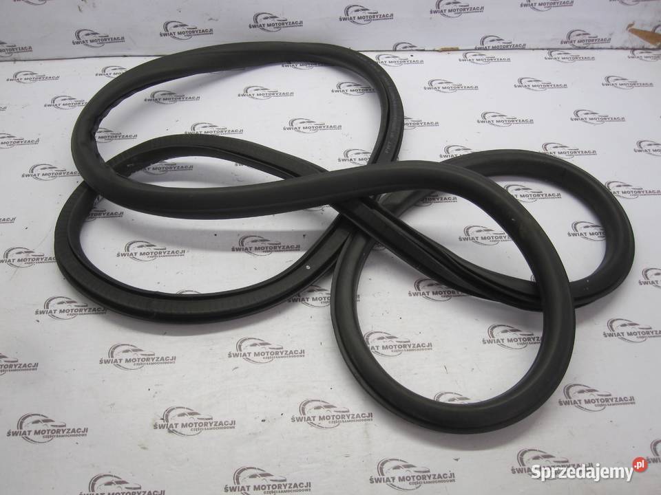 OPEL ASTRA J LIFT 13r uszczelka lewa przód świętokrzyskie Kielce sprzedam