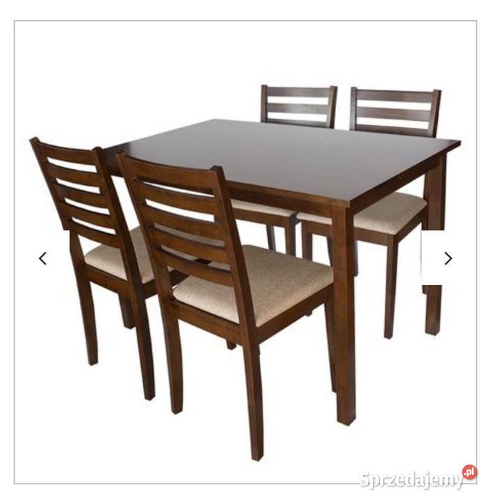 Komplet drewnianych mebli stół i krzesła
