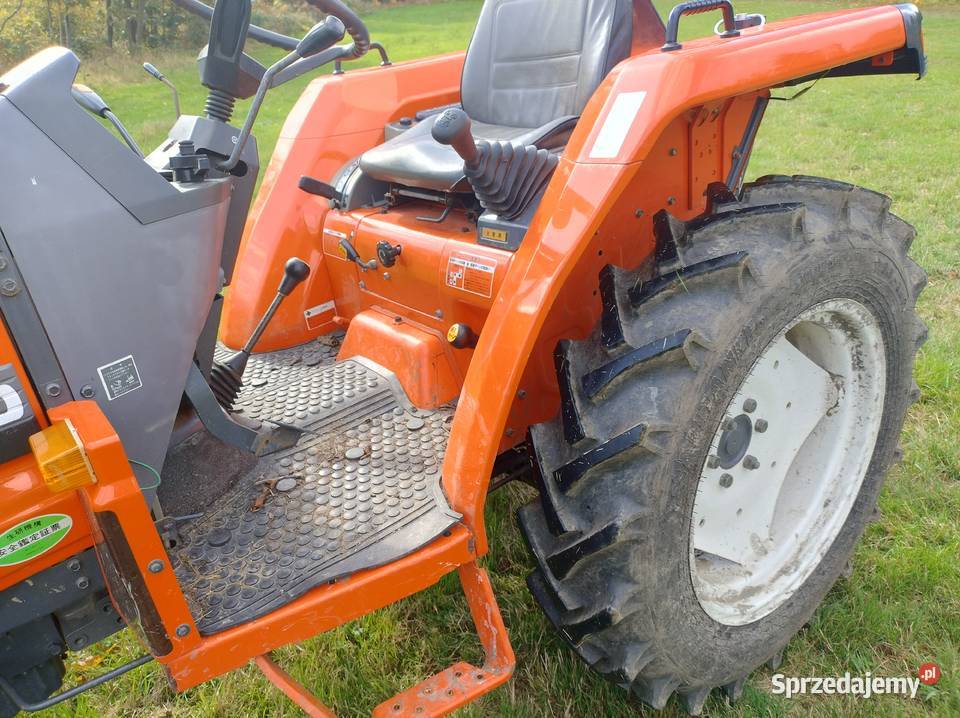 Traktorek Kubota Rewers mechaniczny Kubota Brenna