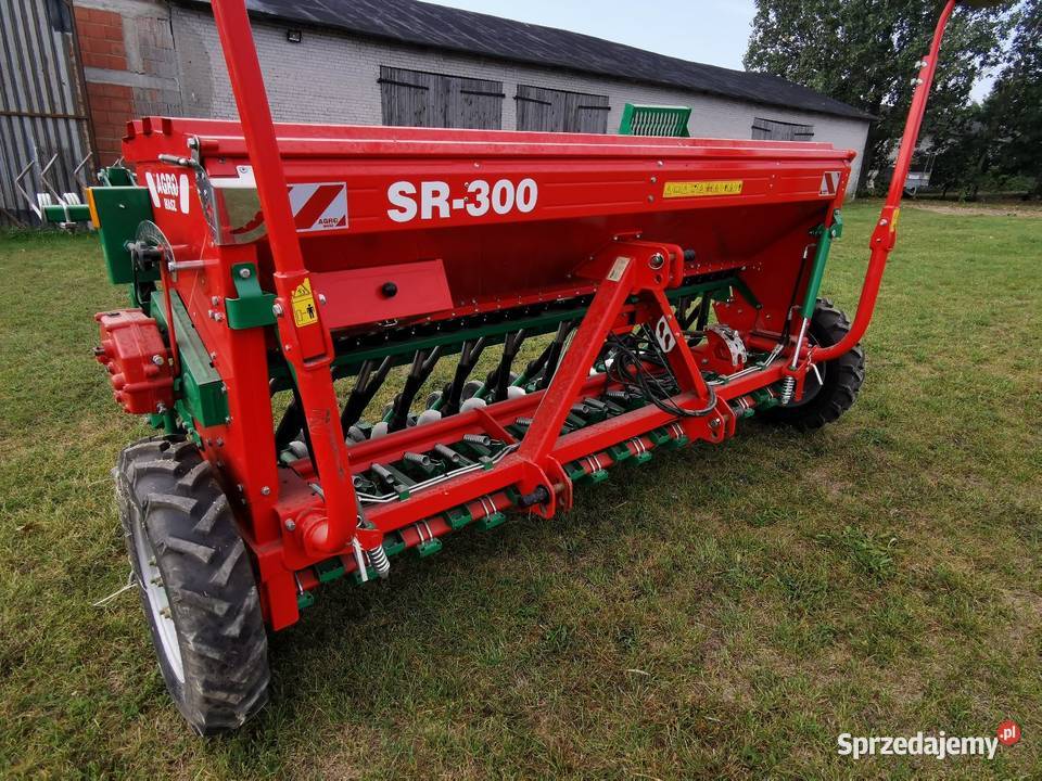 Siewnik Agro maszAgromasz SR270 talerzowy Agromasz Bełchatów