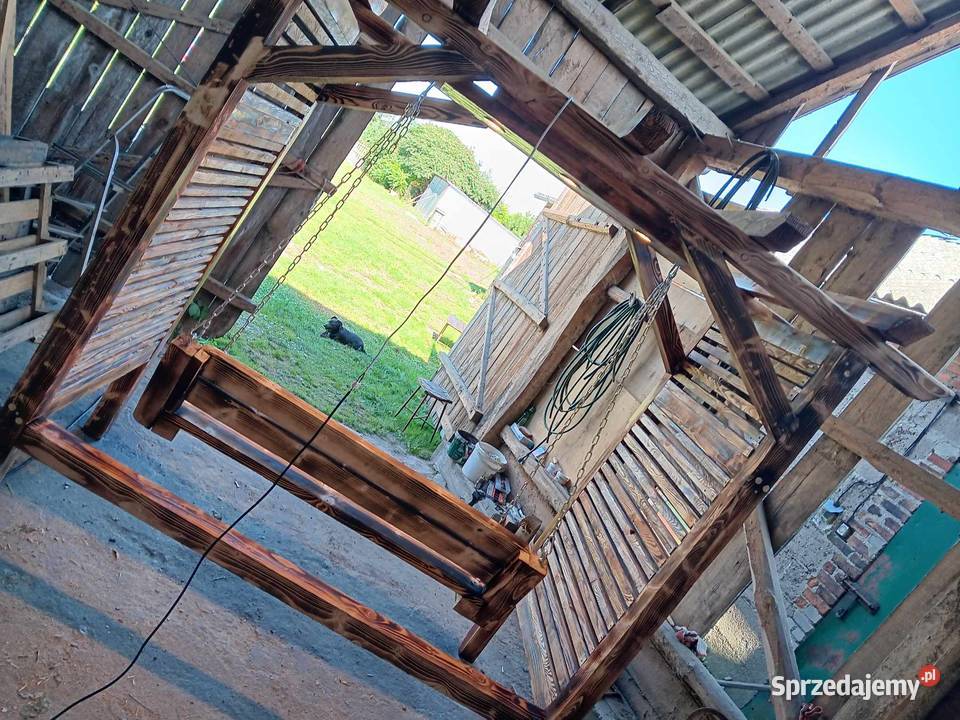 Pergola z morzliwościo z ławeczko jako huśtawka Studnie ozdobne Ciechanów