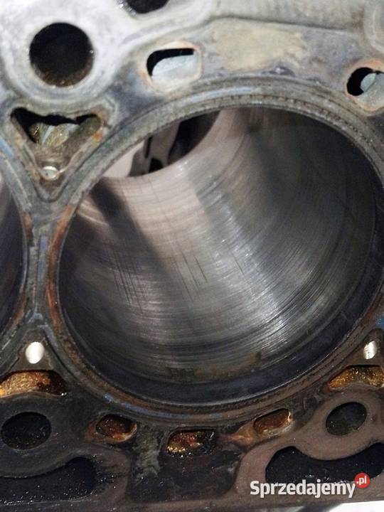 BLOK SILNIKA 20 D ECOBLUE FORD RANGER EVEREST osobowe Blok silnika Sosnowiec sprzedam