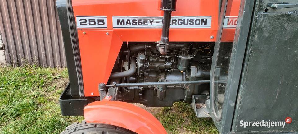 MF 255 Massey Ferguson Lublin