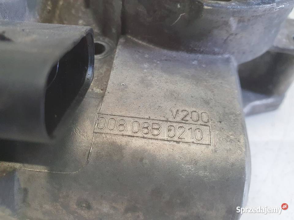 PRZEPUSTNICA VW Passat B6 20 TDI 03G128063B