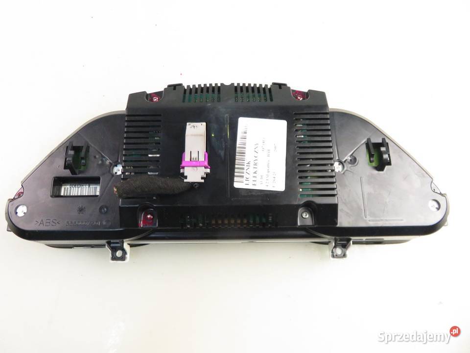 LICZNIK AUDI Q7 42 FSI