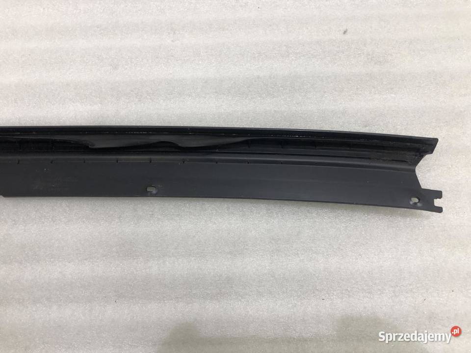 LISTWA SZYBY CZOŁOWEJ PRAWA JEEP GRAND CHEROKEE sprzedam