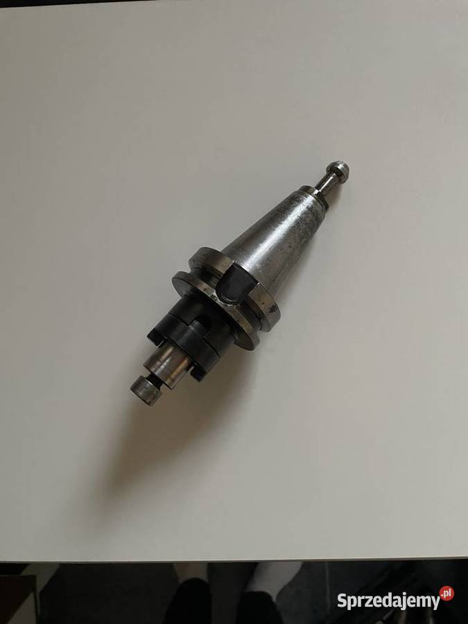 Trzpień frezarski uniwersalny BT40 fi 22 55 mm Czarnożyły