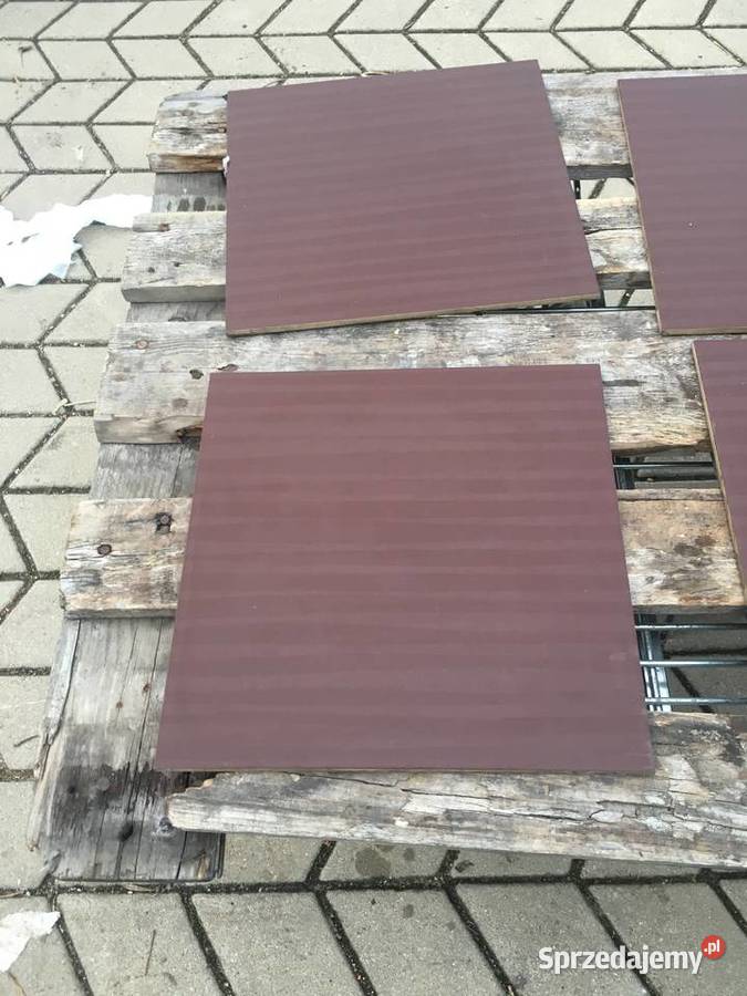 Gres płytka podłogowa vanilla brąz 333x333 firmy Reguły sprzedam