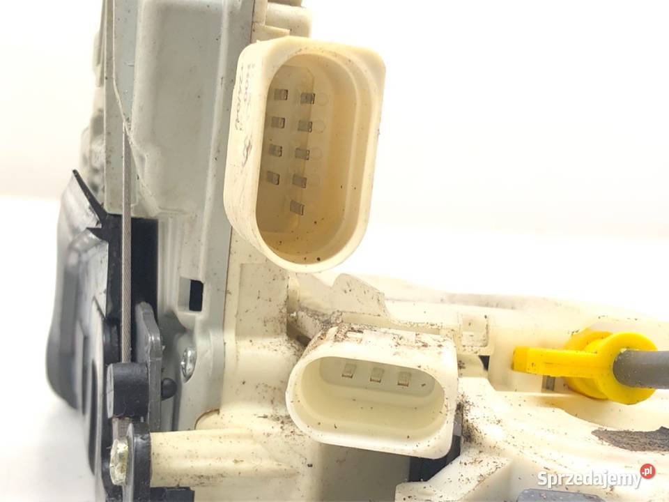 ZAMEK DRZWI LEWY TYŁ AUDI A7 4G Hatchback