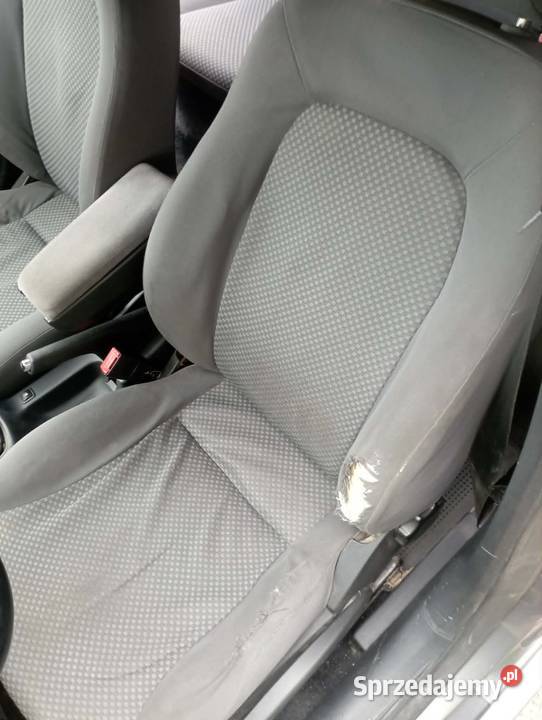 Seat Leon I 2003R 19TDI nieuszkodzony Bodzentyn