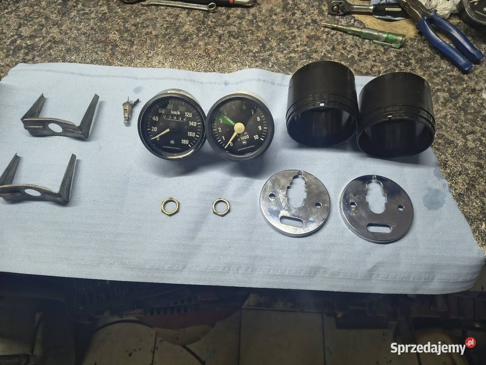 Licznik obrotomierz mocowania jawa cz 350 ts