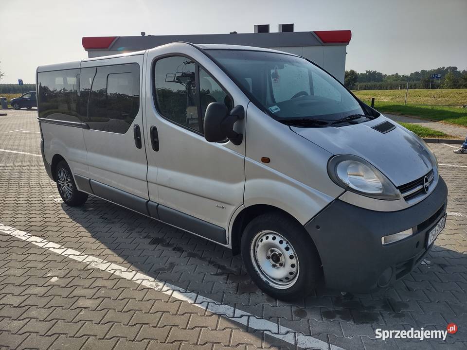 Opel Vivaro 25 CDTI Hak Long Klima 9 os Winiary sprzedam