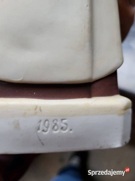 Figurka Świętej Teresy z krzyżem śląskie Rybnik