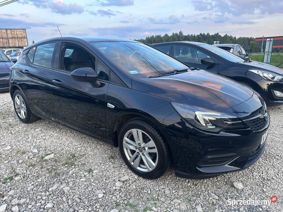 Opel Astra 2019 STan Perfekcyjny 38 asystent parkowania Ładna
