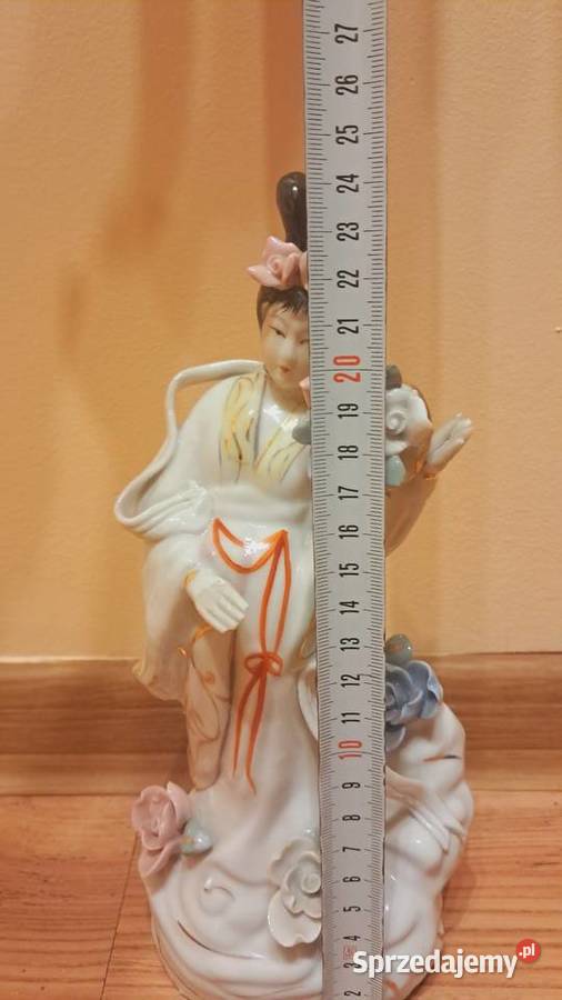 Chińska Porcelanowa Figurka Gejszy Vintage Świecie