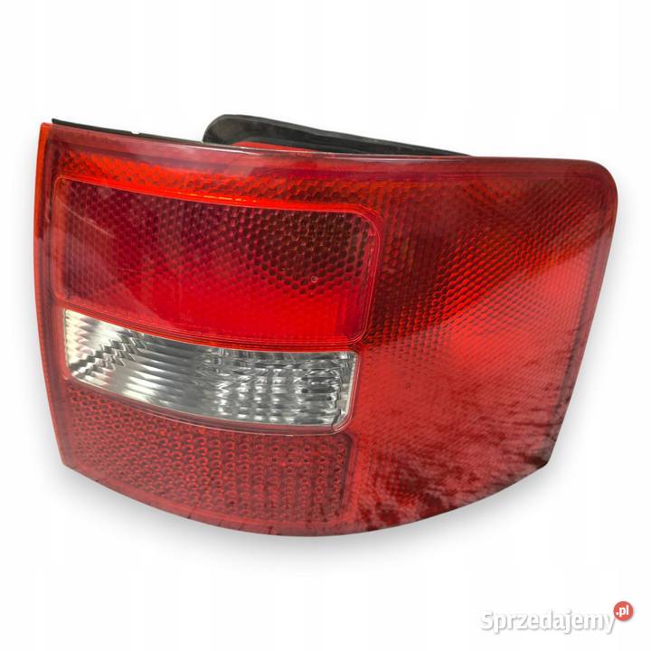 LAMPA PRAWA Audi A6 C5 LIFT KOMBI AVANT tylna Chełm