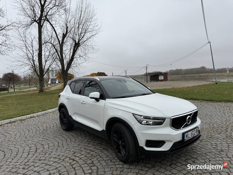 Volvo Xc 40 15 t3 model 2020 Faktura VAT 23 Rok produkcji 2019 Sandomierz