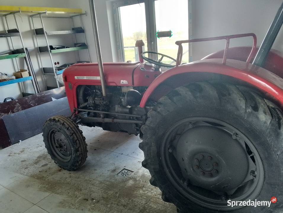 Massey Ferguson 35135235255 mf Czerwienne