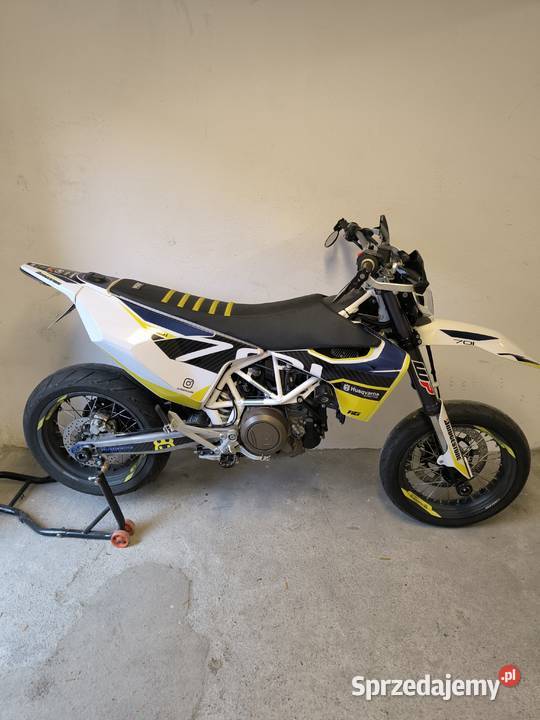 Husqvarna 701 Supermoto