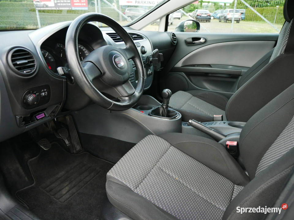 Seat Leon 18 TSI 160 Reference II 20052012 lakier metallic Leon Goczałkowice-Zdrój
