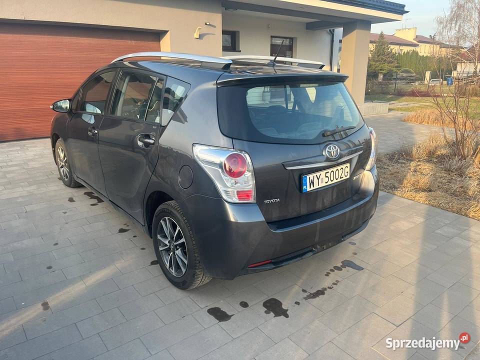 18 Automat Salon 1wł 7osób 142000