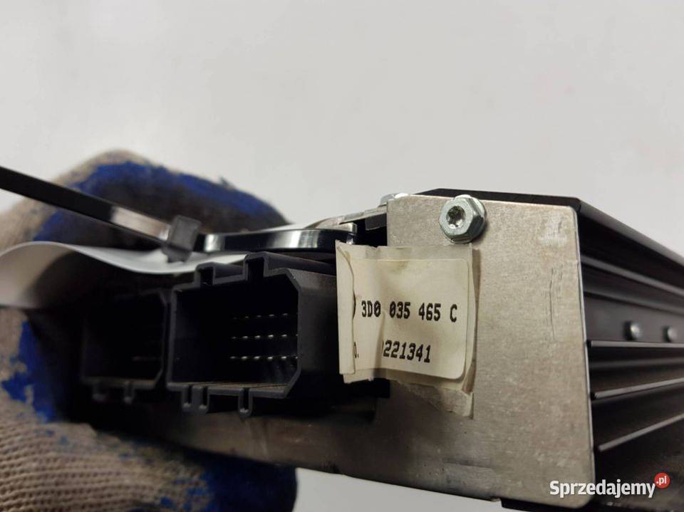 WZMACNIACZ 3D0035456C VW PHAETON osobowe Lipno
