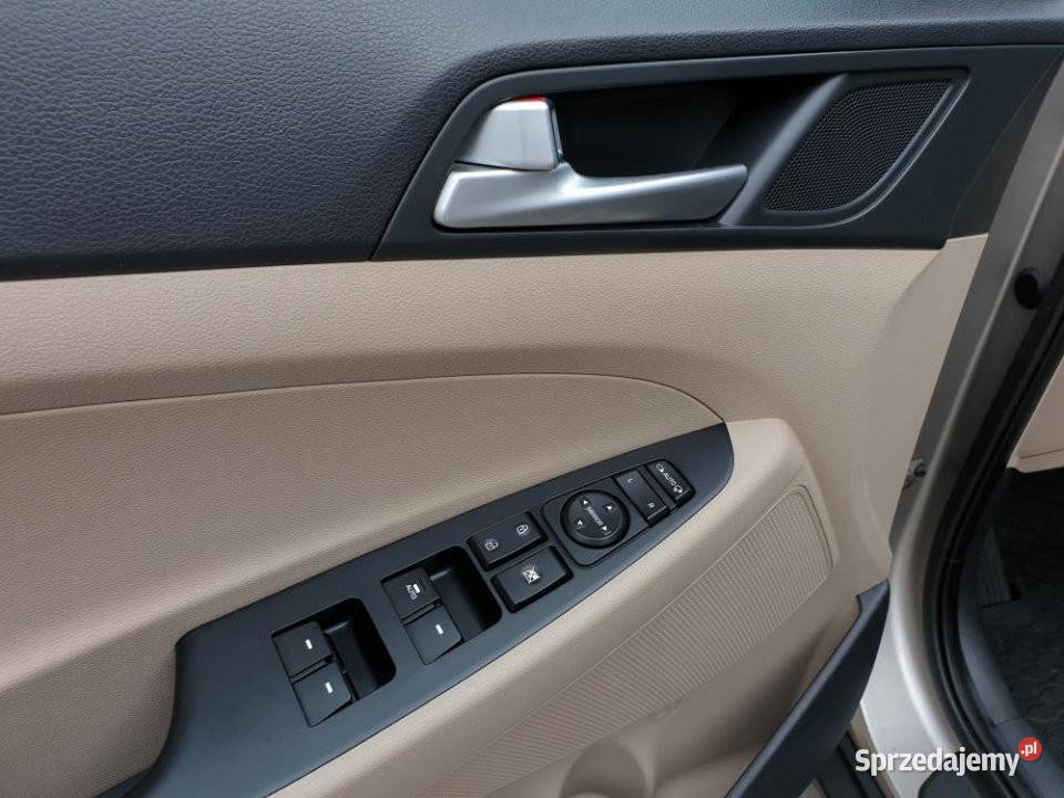 HYUNDAI Tucson 2017r Salon Serwis ASO sprzedam