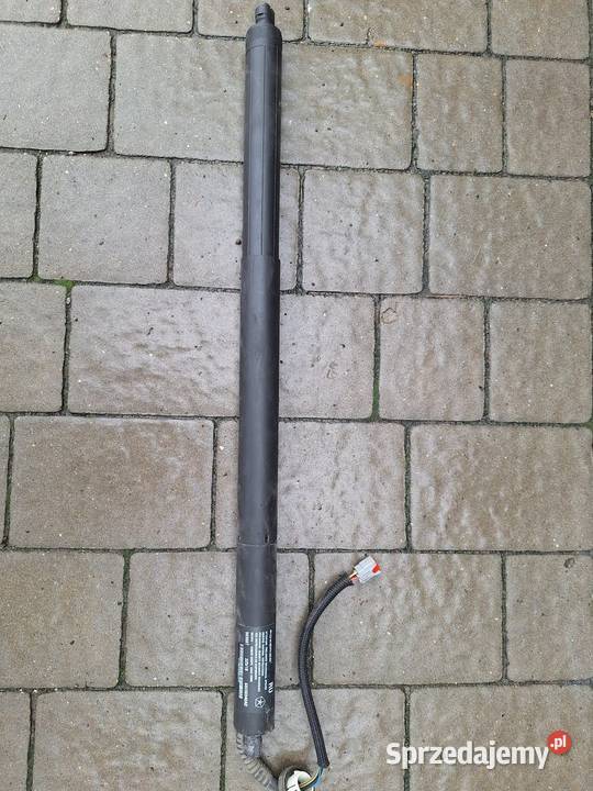 Siłownik elektryczny klapy tylnej 68230340ad Książenice sprzedam