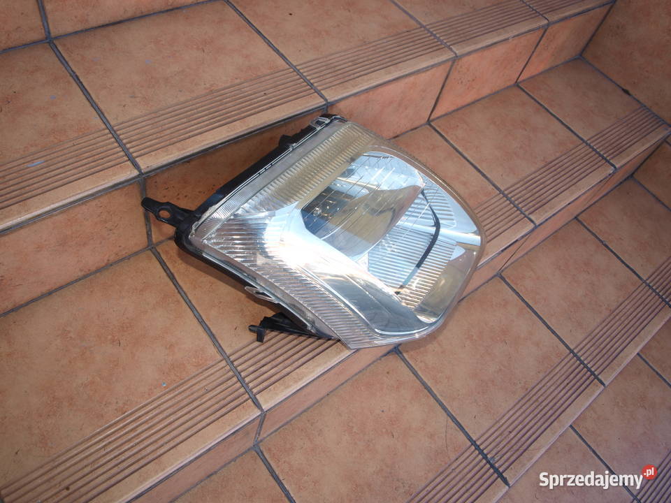 Citroen C2 lampa prawa przód 2002 2009r europa Kalisz