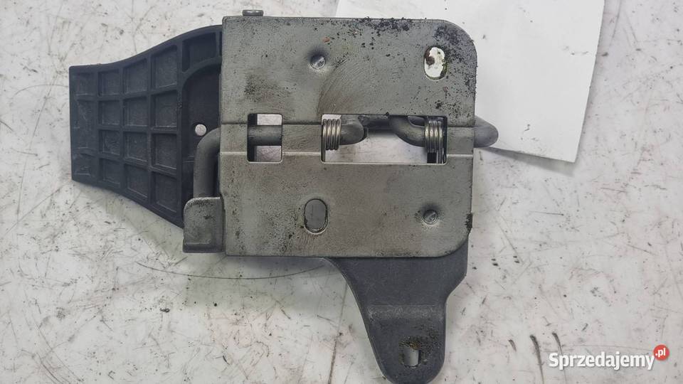 ZAMEK MASKI SKODA OCTAVIA III 5E0823186C osobowe