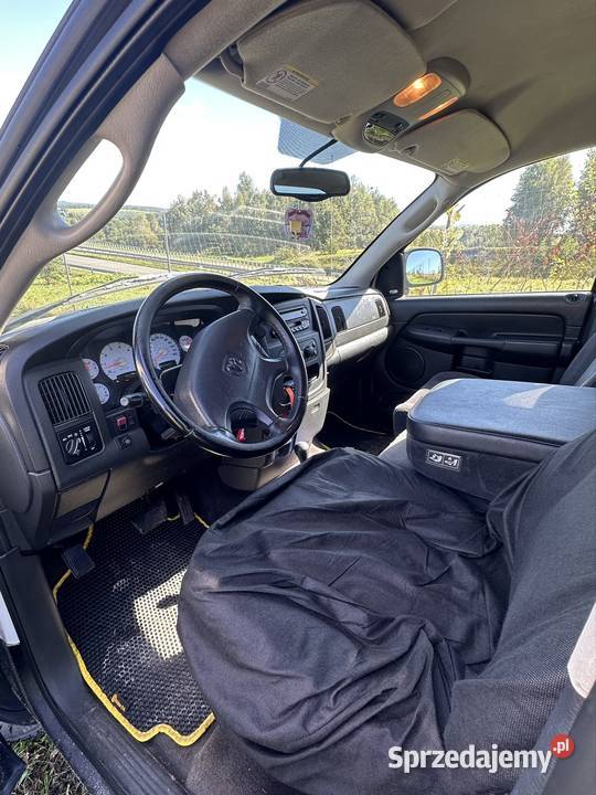 Dodge ram 57hemi 4x4 automat Rok produkcji 2003 świętokrzyskie