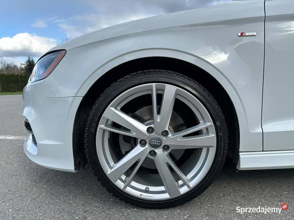 Audi A3 SLine 4x4 lakier biała perła felgi 19 aluminiowe felgi A3 Motoryzacja małopolskie