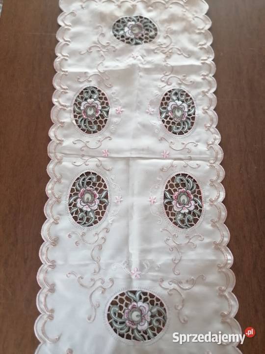 Bieżnikserweta rozmiar 865x39Obrusik Serwety i serwetki Łódź