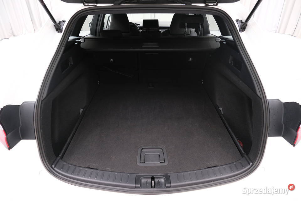 TOYOTA COROLLA 2024 179800 ccm 98 Warszawa