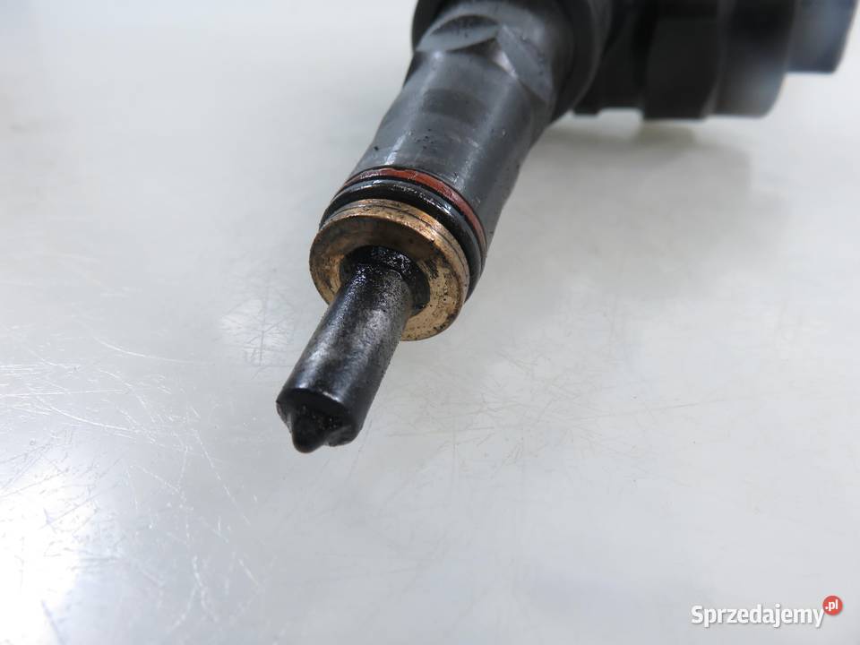 POMPOWTRYSKIWACZ AUDI A4 B5 19 TDI 038130073F osobowe Pompowtryskiwacze