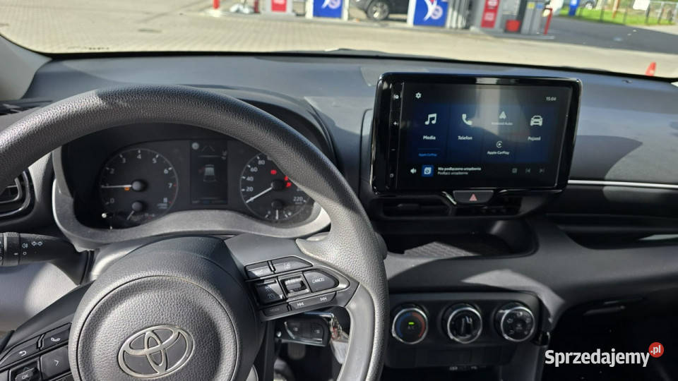 Toyota Yaris 15 B Asystent Pasa Tempomat Salon F elektryczne lusterka sprzedam